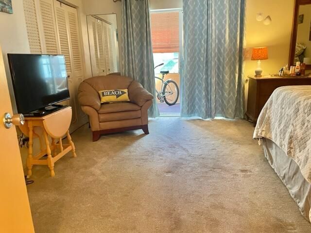 2960 Cynthia Lane 206, Lake Worth Beach, FL 33461