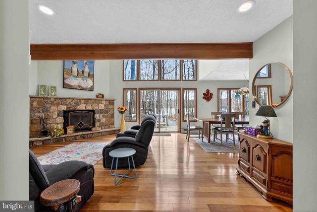 273 PARTRIDGE DR, Pocono Lake, PA 18347