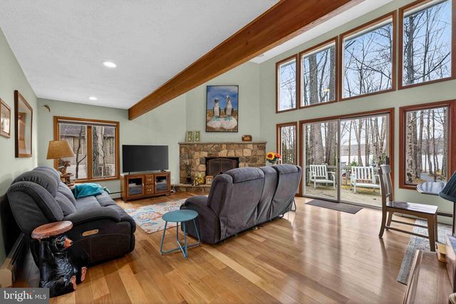 273 PARTRIDGE DR, Pocono Lake, PA 18347