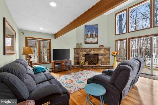 273 PARTRIDGE DR, Pocono Lake, PA 18347