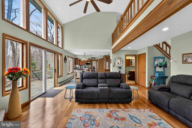 273 PARTRIDGE DR, Pocono Lake, PA 18347