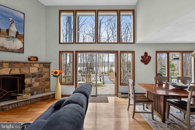 273 PARTRIDGE DR, Pocono Lake, PA 18347