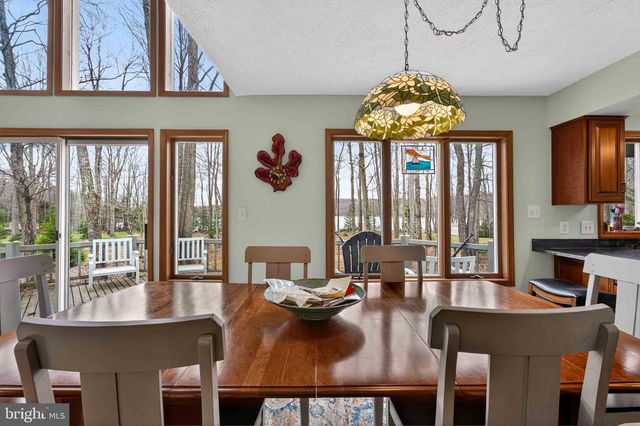 273 PARTRIDGE DR, Pocono Lake, PA 18347