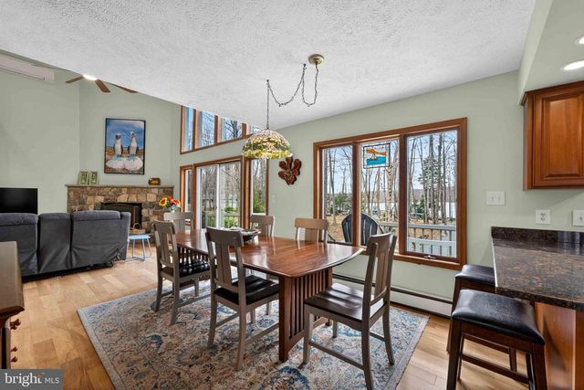 273 PARTRIDGE DR, Pocono Lake, PA 18347