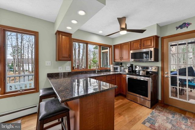 273 PARTRIDGE DR, Pocono Lake, PA 18347