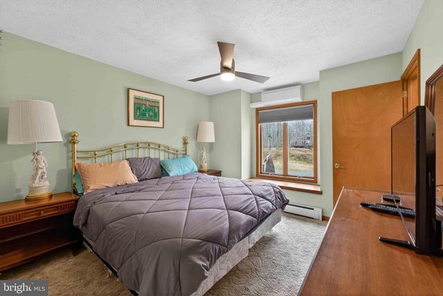 273 PARTRIDGE DR, Pocono Lake, PA 18347