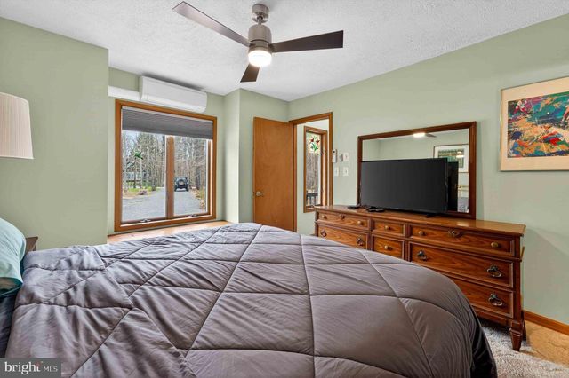 273 PARTRIDGE DR, Pocono Lake, PA 18347