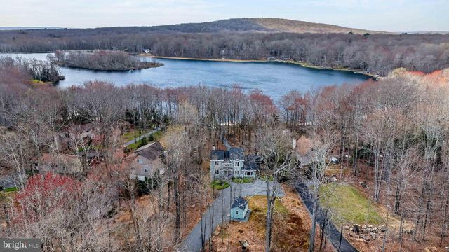 273 PARTRIDGE DR, Pocono Lake, PA 18347