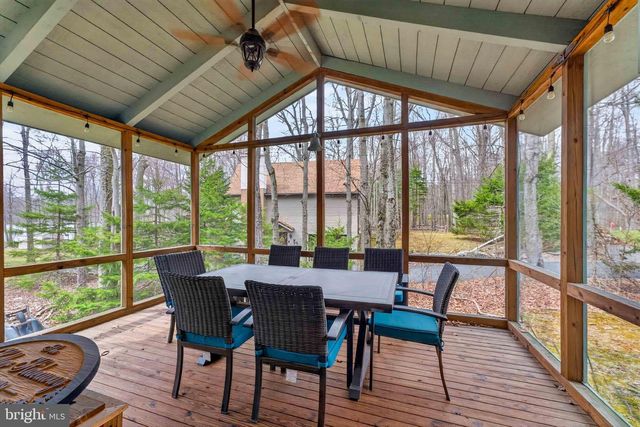 273 PARTRIDGE DR, Pocono Lake, PA 18347