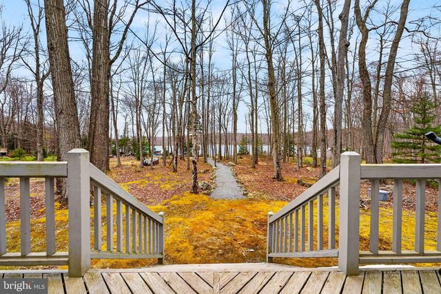 273 PARTRIDGE DR, Pocono Lake, PA 18347