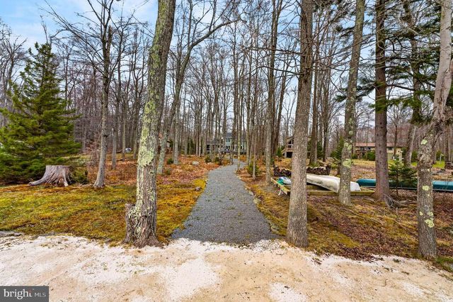 273 PARTRIDGE DR, Pocono Lake, PA 18347