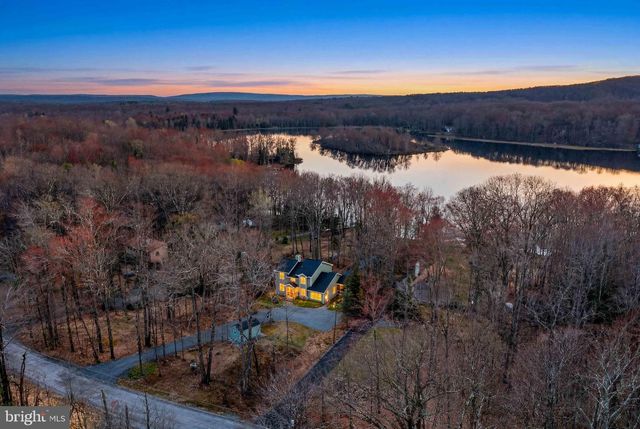 273 PARTRIDGE DR, Pocono Lake, PA 18347