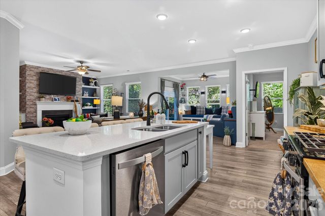 4521 Grove Manor Street, Waxhaw, NC 28173