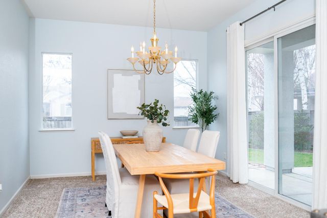 2805 Granite Park Ln, Elk Grove, CA 95758