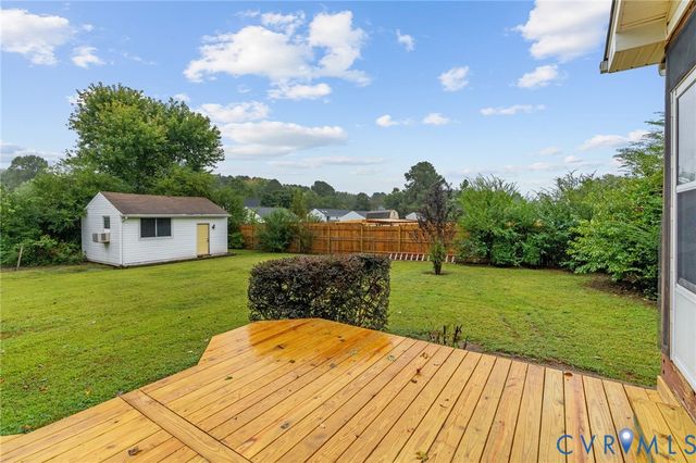 11345 Walton Lake Rd, Disputanta, VA 23842