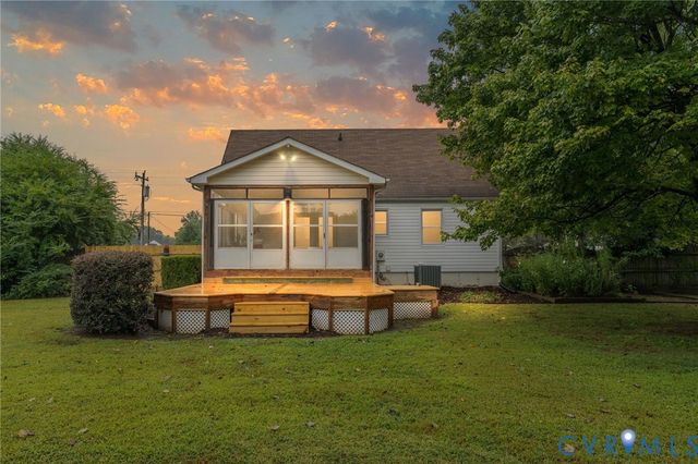 11345 Walton Lake Rd, Disputanta, VA 23842