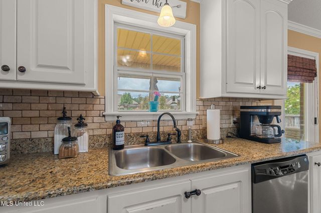 6 E Spruce, Sumrall, MS 39482