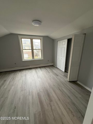 79 Pine View Avenue, Keansburg, NJ 07734