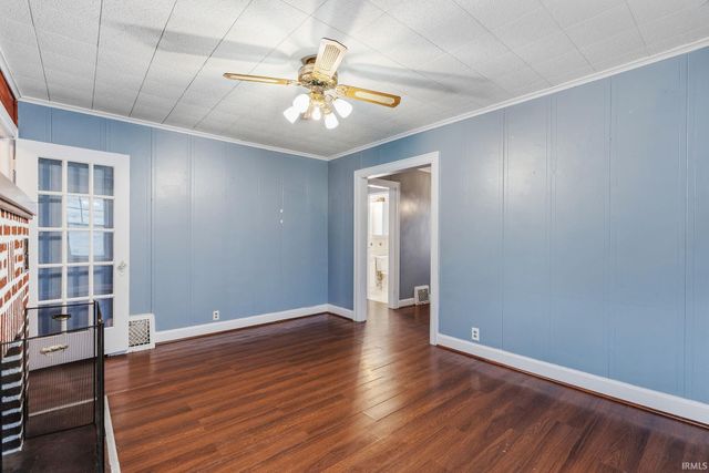 735 E Main Street, Warsaw, IN 46580