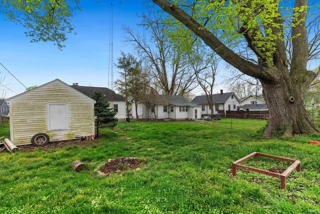 735 E Main Street, Warsaw, IN 46580