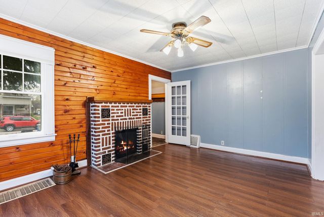 735 E Main Street, Warsaw, IN 46580