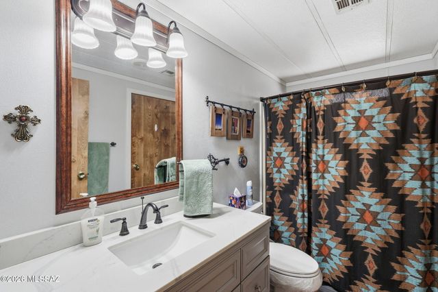 5460 W Flying W Street, Tucson, AZ 85713