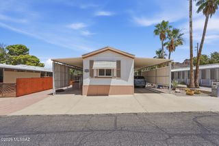 5460 W Flying W Street, Tucson, AZ 85713