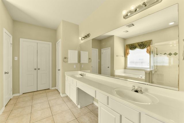 2221 Silvercreek Court, Deer Park, TX 77536