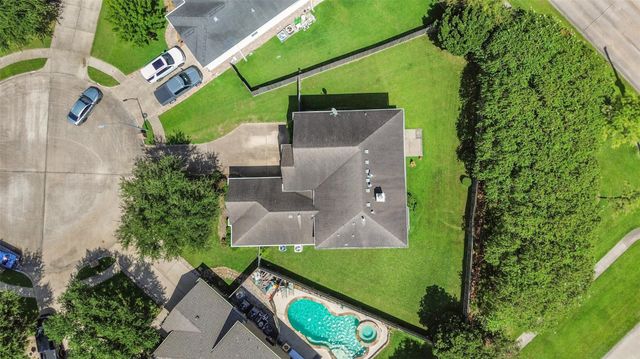 2221 Silvercreek Court, Deer Park, TX 77536