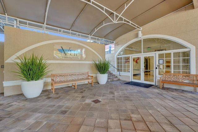 2011 N Ocean Boulevard 1406N, Fort Lauderdale, FL 33305