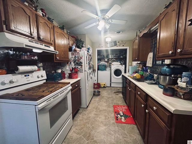 1002 Weda Cir, Mayfield, KY 42066