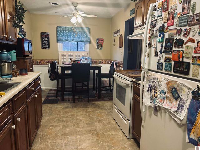 1002 Weda Cir, Mayfield, KY 42066