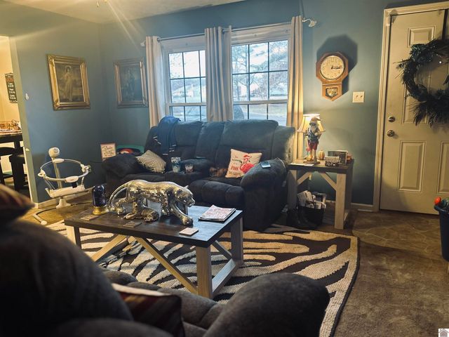 1002 Weda Cir, Mayfield, KY 42066