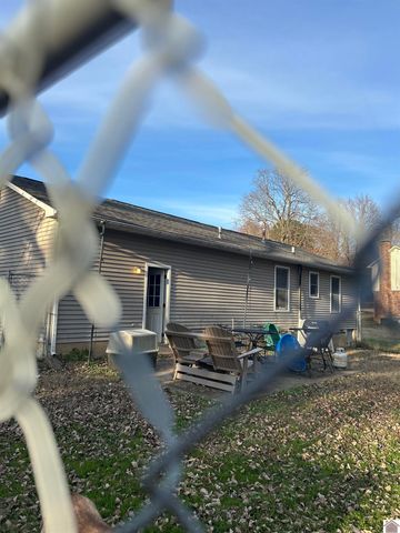 1002 Weda Cir, Mayfield, KY 42066