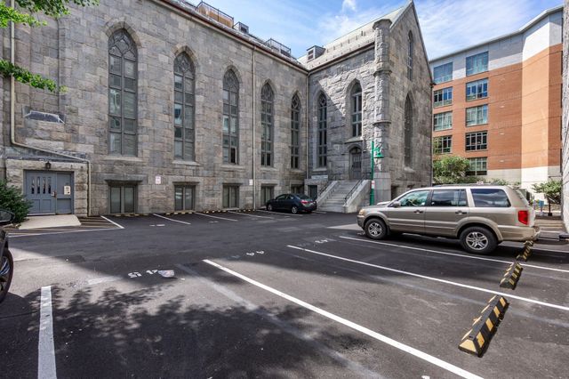 45-55 W Broadway 208, Boston, MA 02127