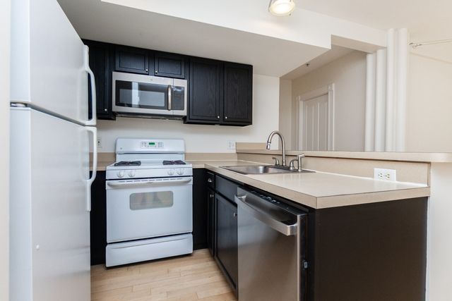 45-55 W Broadway 208, Boston, MA 02127