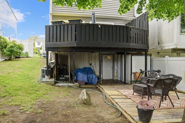 17 Harbor Hill Court, Beacon, NY 12508
