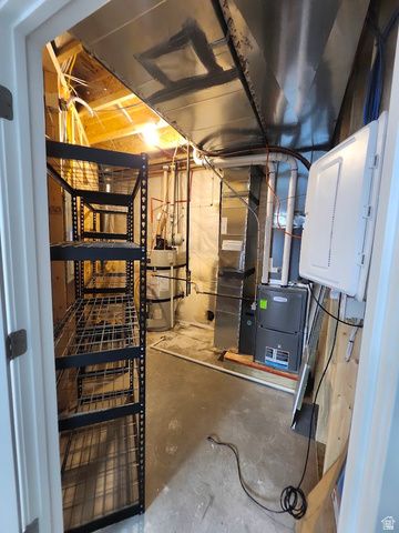 1006 W PEREGRINE DR, Stansbury Park, UT 84074