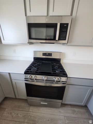 1006 W PEREGRINE DR, Stansbury Park, UT 84074