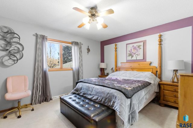 5008 E Centennial Ln Lane, Sioux Falls, SD 57110