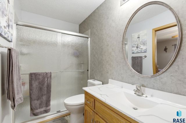 5008 E Centennial Ln Lane, Sioux Falls, SD 57110