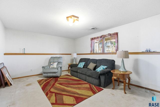 5008 E Centennial Ln Lane, Sioux Falls, SD 57110