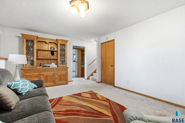 5008 E Centennial Ln Lane, Sioux Falls, SD 57110