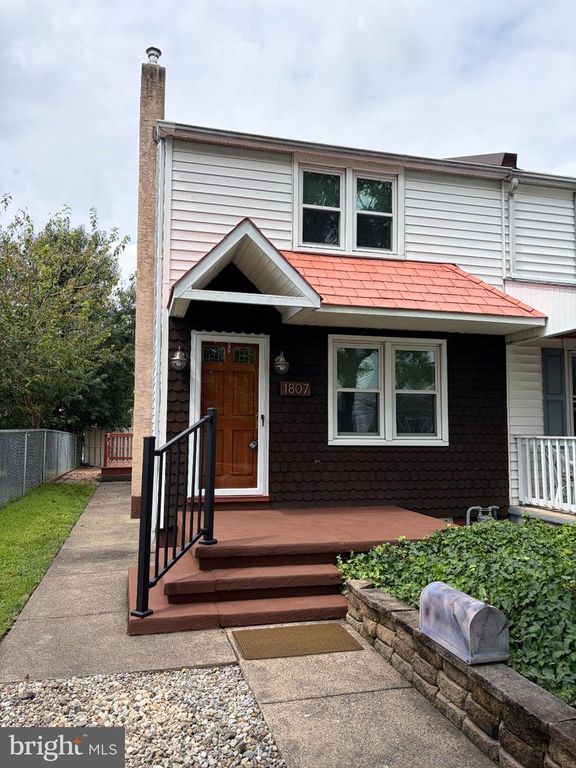 1807 BENSON PL, BRISTOL, PA 19007 — exterior