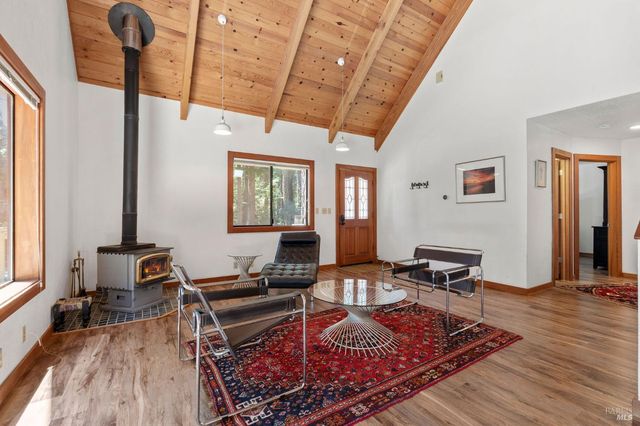 38051 Ocean Ridge Dr, Gualala, CA 95445