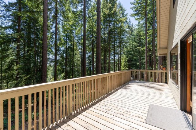 38051 Ocean Ridge Dr, Gualala, CA 95445