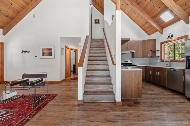 38051 Ocean Ridge Dr, Gualala, CA 95445