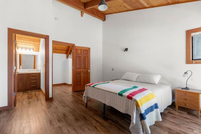 38051 Ocean Ridge Dr, Gualala, CA 95445