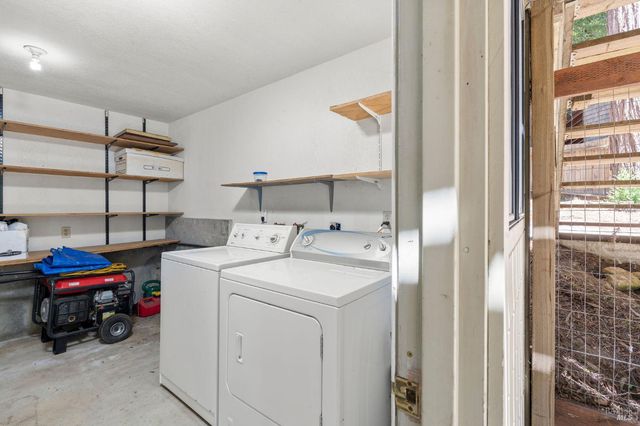 38051 Ocean Ridge Dr, Gualala, CA 95445