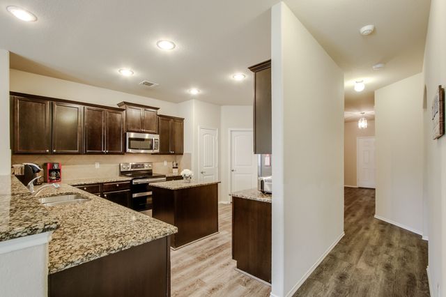 8732 Whirlwind Trail, Aubrey, TX 76227